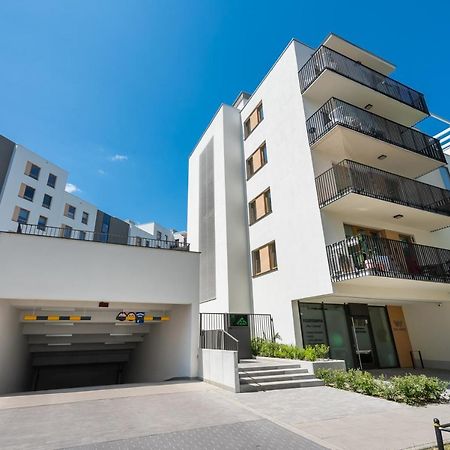 Wola Skwer Happy Apartment Varşovia Exterior foto