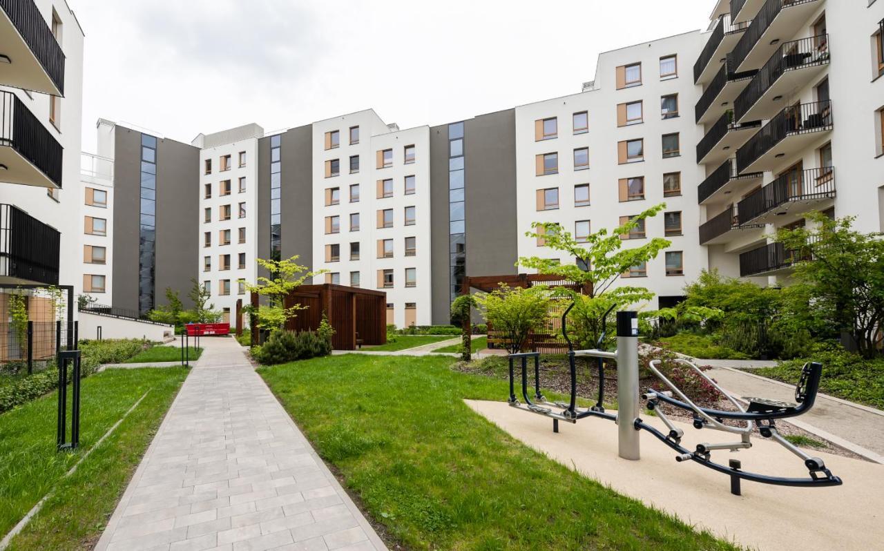 Wola Skwer Happy Apartment Varşovia Exterior foto