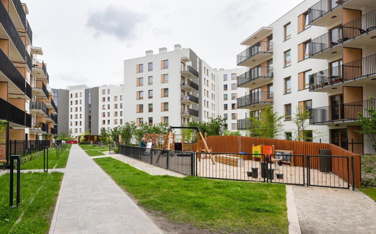 Wola Skwer Happy Apartment Varşovia Exterior foto