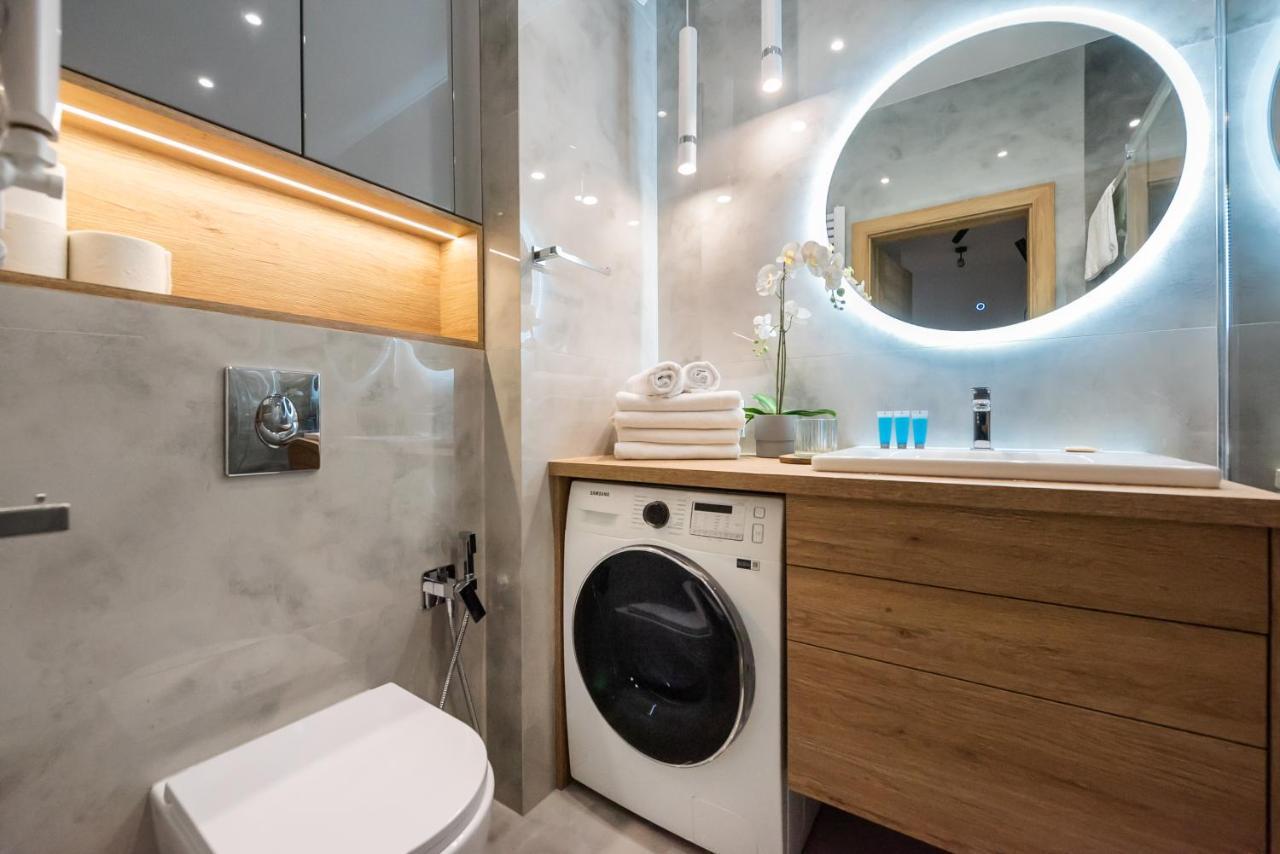 Wola Skwer Happy Apartment Varşovia Exterior foto