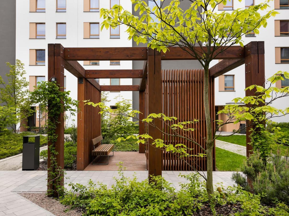 Wola Skwer Happy Apartment Varşovia Exterior foto